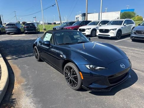 New 2026 MAZDA MX-5 Miata Grand Touring w/ Appearance Package RWD image 7