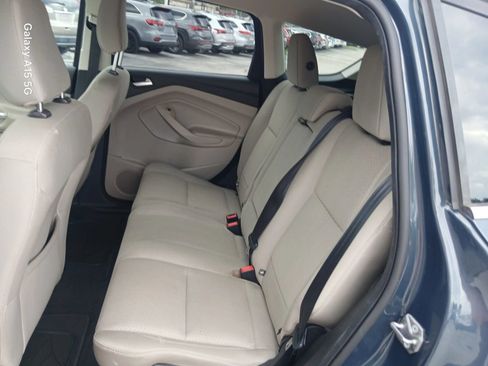 Used 2019 Ford Escape SE FWD image 13