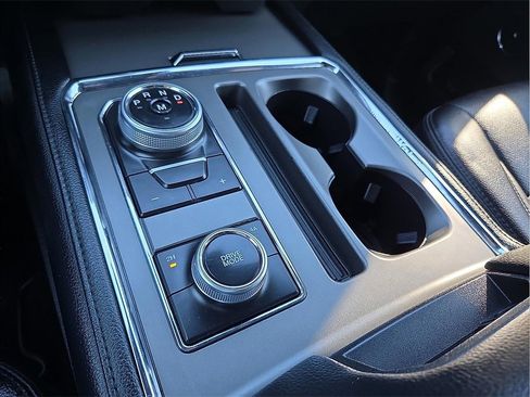 Used 2020 Ford Expedition Max XLT w/ Equipment Group 202A image 20