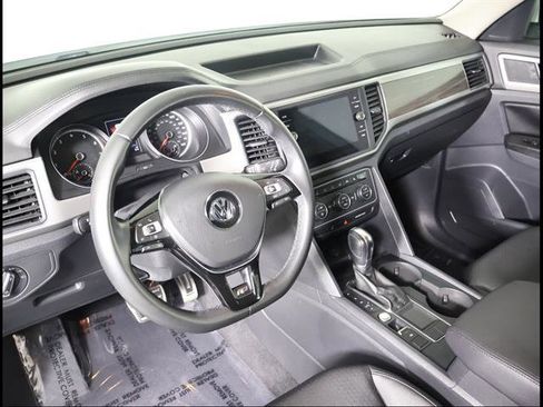 Used 2019 Volkswagen Atlas SE FWD image 6