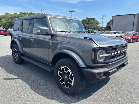 Used 2022 Ford Bronco Outer Banks AWD/4WD image 11