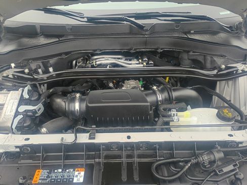 Used 2025 Ford Explorer ST AWD/4WD image 20
