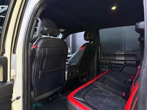 Used 2016 Ford F150 Lariat w/ Equipment Group 502A Luxury AWD/4WD image 18