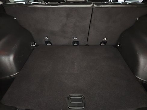 Used 2022 Jeep Compass Latitude image 30