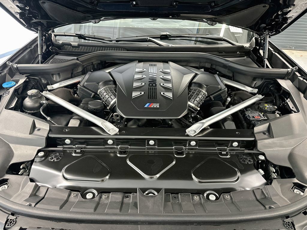 Used 2026 BMW X7 M60i AWD/4WD image 32