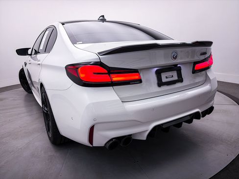 Used 2023 BMW M5 w/ Executive Package AWD/4WD image 28