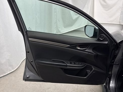 Used 2021 Honda Civic Sport image 11