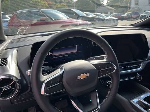 New 2026 Chevrolet Equinox EV LT w/ Comfort Package image 12