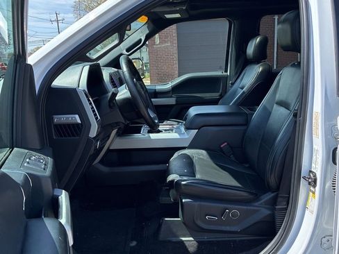 Used 2016 Ford F150 Lariat w/ Equipment Group 501A Mid AWD/4WD image 7