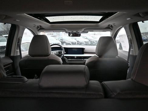 New 2025 Nissan Murano Platinum w/ Cargo Package AWD/4WD image 11