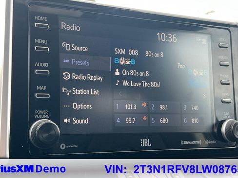 Used 2020 Toyota RAV4 Limited image 32