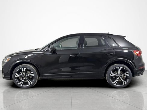 Used 2023 Audi Q3 2.0T Premium Plus w/ Premium Plus Package image 2