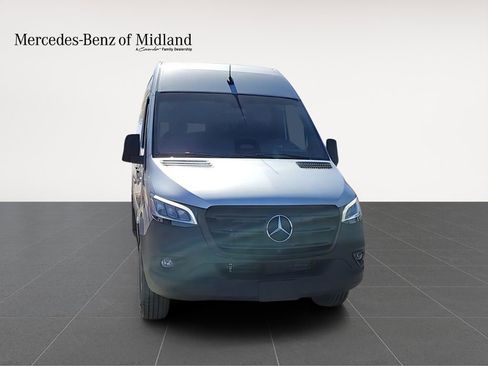 New 2026 Mercedes-Benz Sprinter 2500 image 7