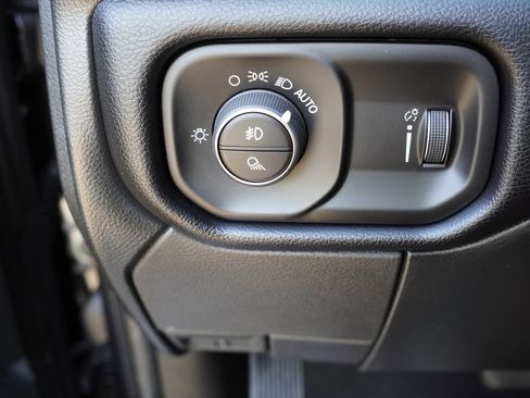 Certified 2026 RAM 2500 Big Horn AWD/4WD image 24
