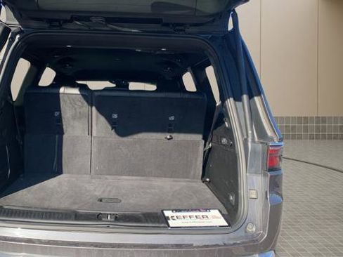 Used 2024 Jeep Wagoneer Series II w/ Flexible Seating Group image 22