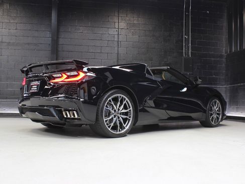 Used 2025 Chevrolet Corvette Stingray Preferred Conv w/ Z51 Performance Package image 25