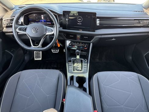 Used 2026 Volkswagen Jetta Sport FWD image 11