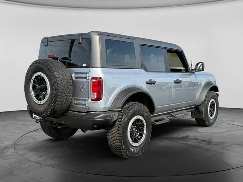 Used 2023 Ford Bronco Black Diamond w/ Sasquatch Package AWD/4WD image 9