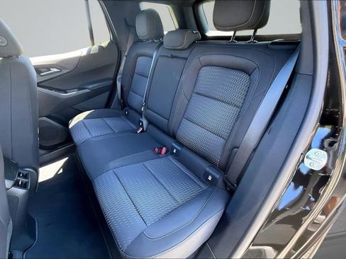 Used 2026 Chevrolet Equinox LT AWD/4WD image 21