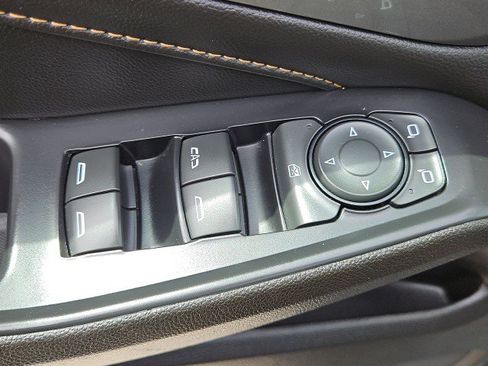 Used 2021 Chevrolet Traverse RS w/ LPO, Cargo Package FWD image 23