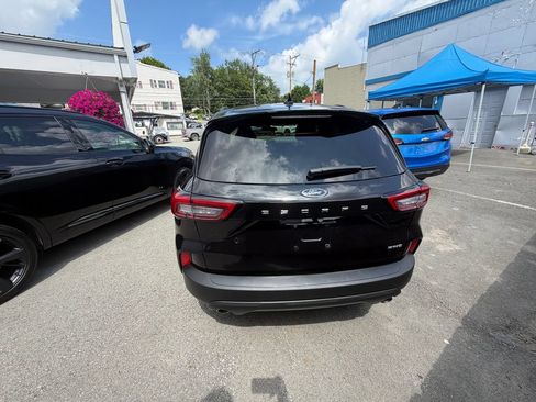 Used 2025 Ford Escape ST-Line Select AWD/4WD image 4