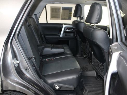 Used 2022 Toyota 4Runner Limited image 33