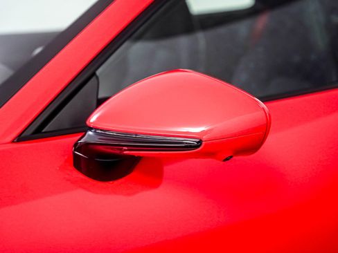 Used 2025 Porsche 911 Carrera T image 28