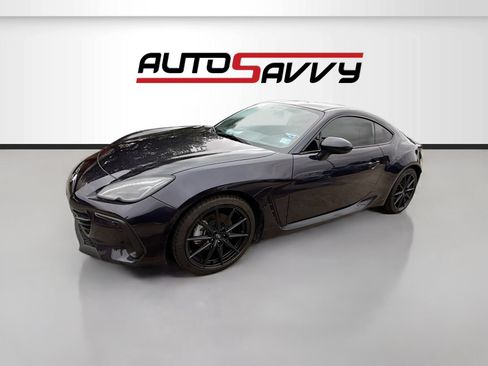 Used 2025 Subaru BRZ Limited w/ Popular Package 2 RWD image 3