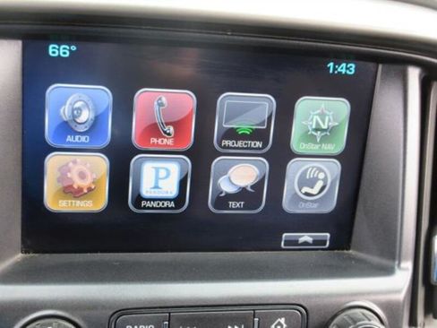 Used 2016 Chevrolet Colorado Z71 w/ Z71 Midnight Edition RWD image 18