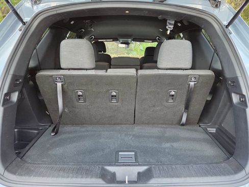 Used 2023 Honda Pilot Sport image 14