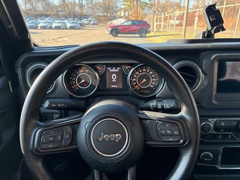 Used 2023 Jeep Wrangler Sport image 13