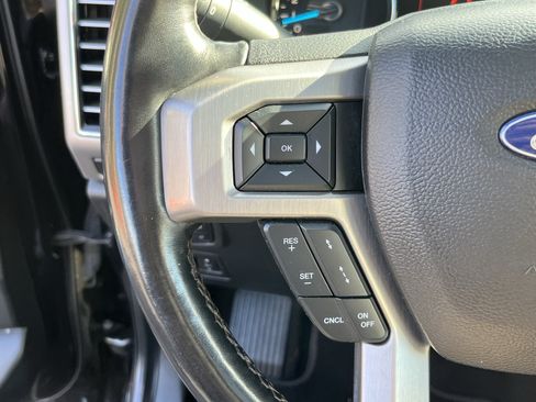 Used 2019 Ford F150 Platinum w/ Equipment Group 701A Luxury AWD/4WD image 23