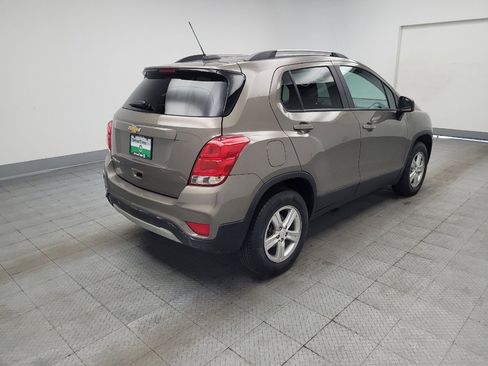 Used 2022 Chevrolet Trax LT w/ Driver Confidence Package AWD/4WD image 9