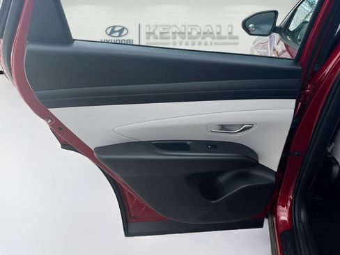 Used 2026 Hyundai Tucson SE FWD image 22
