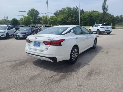 Used 2023 Nissan Altima 2.5 SV AWD/4WD image 7