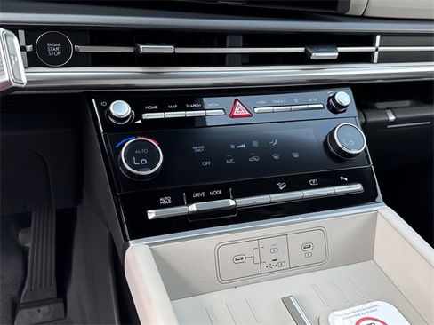 New 2026 Hyundai Santa Fe SE image 24