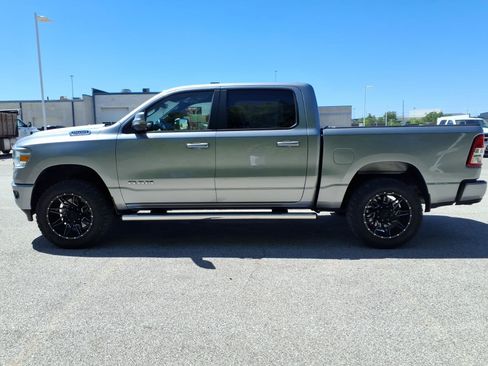Used 2019 RAM 1500 Big Horn AWD/4WD image 4
