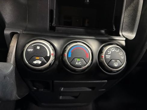 Used 2004 Honda CR-V EX image 19