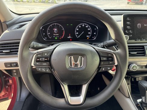 Used 2019 Honda Accord LX image 18