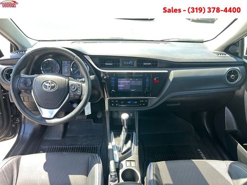 Certified 2019 Toyota Corolla SE FWD image 12