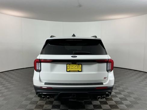 Used 2025 Ford Explorer ST w/ Sun And Sound Package AWD/4WD image 6