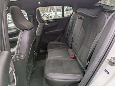 Certified 2023 Volvo C40 P8 Recharge Plus image 27