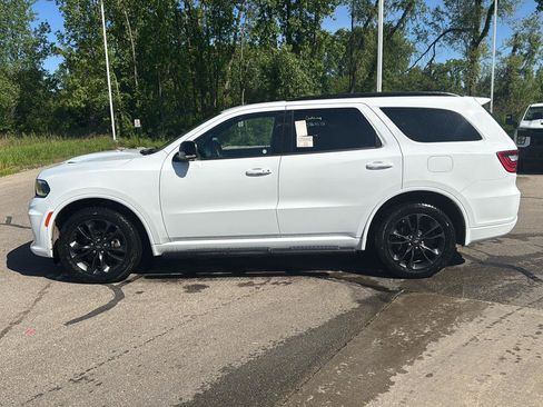 Used 2024 Dodge Durango GT AWD/4WD image 2