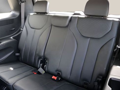 Used 2025 Hyundai Palisade SEL image 16