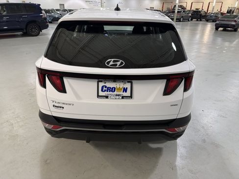 Used 2024 Hyundai Tucson SE AWD/4WD image 8