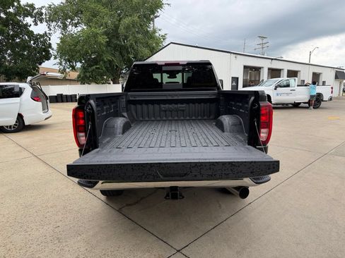 New 2026 GMC Sierra 2500 SLE w/ SLE Value Package; AWD/4WD image 34