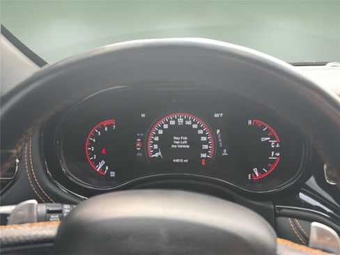 Used 2022 Dodge Durango R/T w/ Quick Order Package 22F image 12