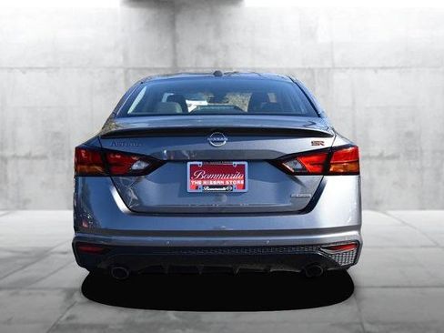 Certified 2024 Nissan Altima 2.0 SR image 6