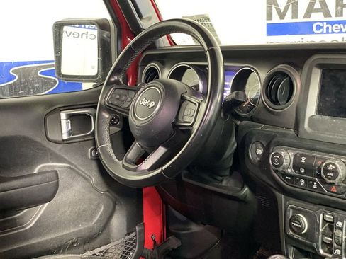 Used 2021 Jeep Gladiator Sport AWD/4WD image 10