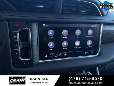 Used 2021 GMC Yukon Denali w/ Denali Premium Package image 16